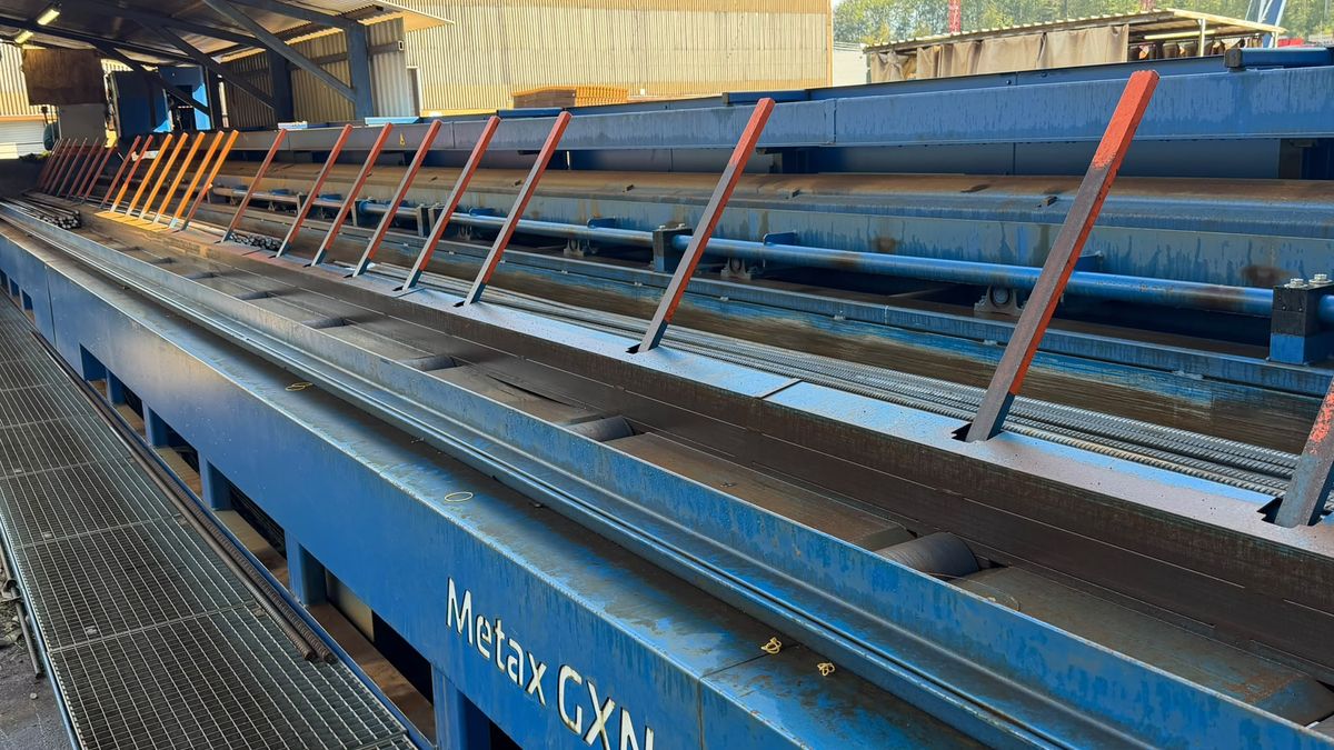 METAX – Automatizált betonacél-vágás és -hajlítás.